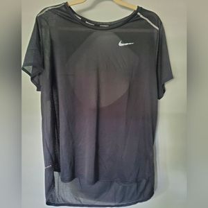 Nike Women's Plus Breathe Sheer Open Back Running Top